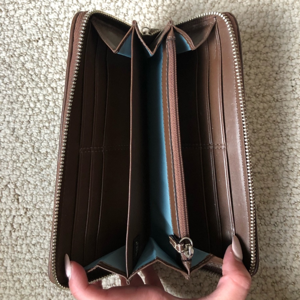 Coach Wallet - Picture 2 of 3
